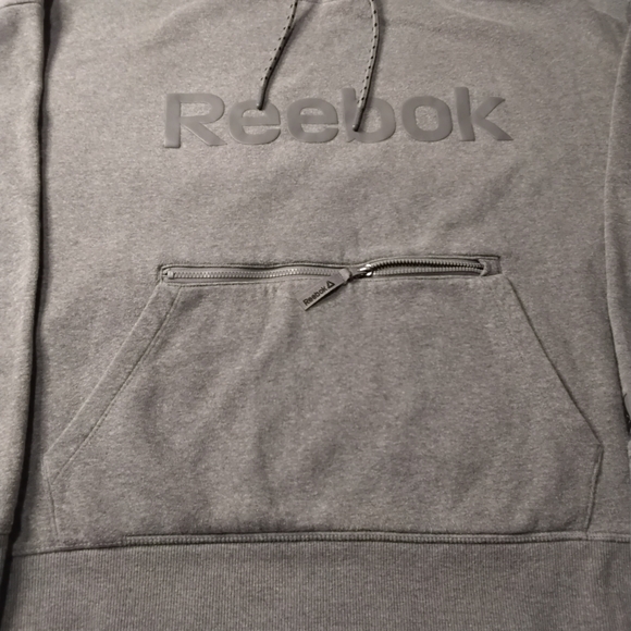 Reebok Womens Gray Hoodie Pullover Sweatshirt Sz XL Zip Pocket. - Picture 2 of 9